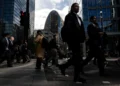 U.K. Productivity Is Picking Up, But Economists Aren’t Yet Sure AI Deserves The Credit
