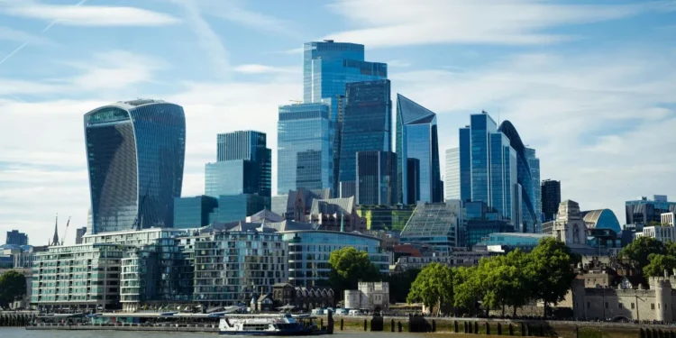 Office Space In Town (OSiT) Announces Completion Of &pound;129 Million Refinancing Agreement Backed By Senior Lender Aberdeen Investments