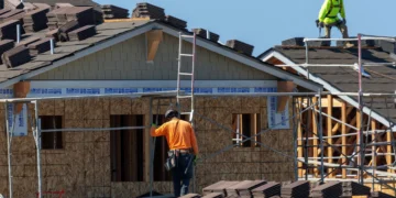 U.S. Jobless Claims Near 57-Year Lows, But Hiring Remains Sluggish