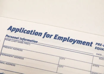 U.S. Jobless Claims Stay Below 200,000 For Fifth Straight Week As Hiring Stalls