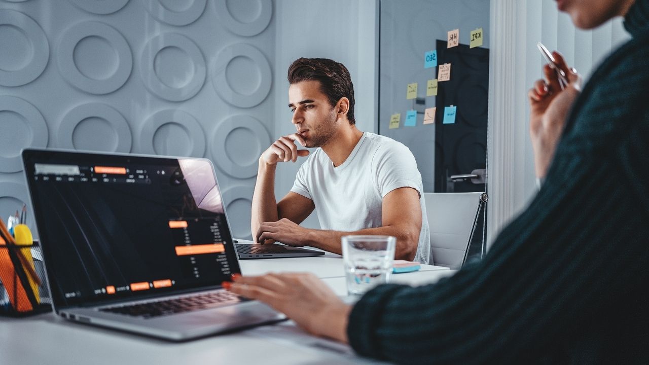 UK Employees Say The Workplace Has Hindered Their Wellbeing (1)